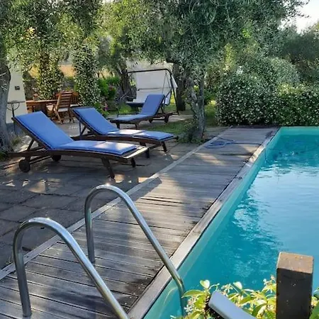 Villa Con Piscina E Parcheggio - Il Territorio