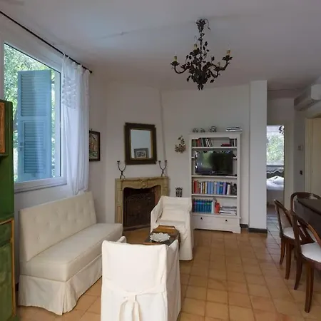 Con Piscina E Parcheggio - Il Territorio Villa