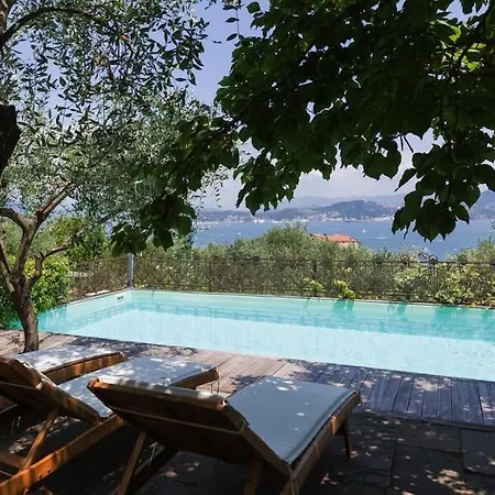 Con Piscina E Parcheggio - Il Territorio Villa *